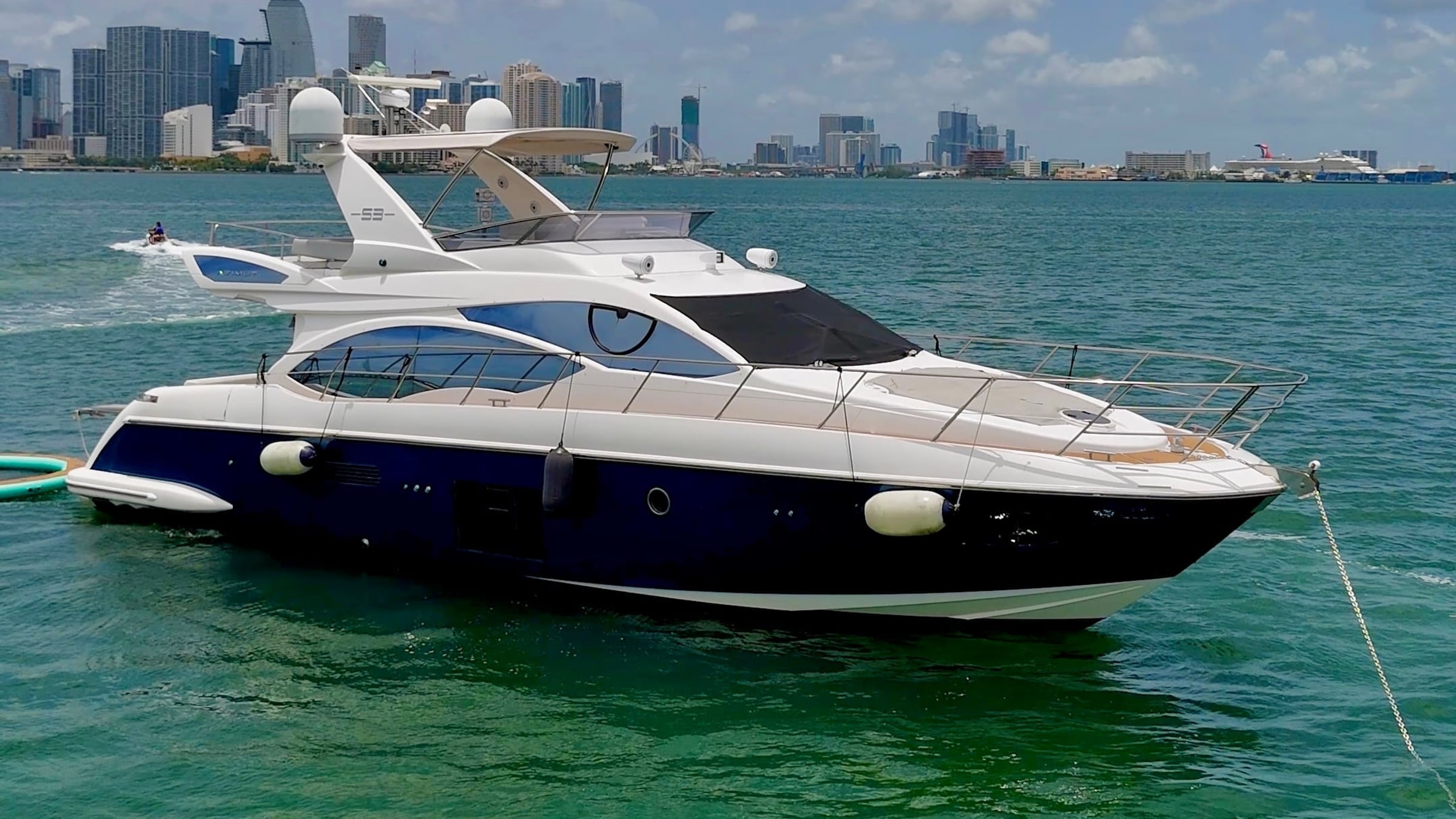 55′ Azimut «Azure»