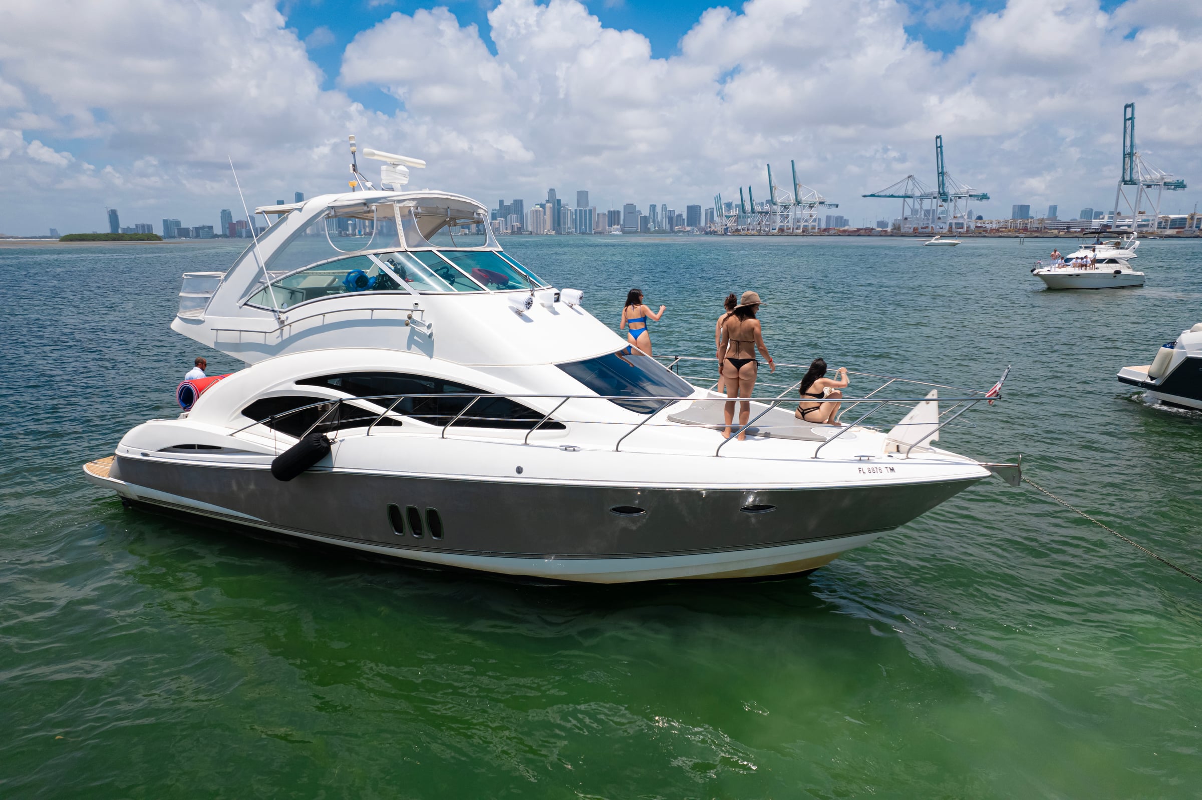 Flybridge sport